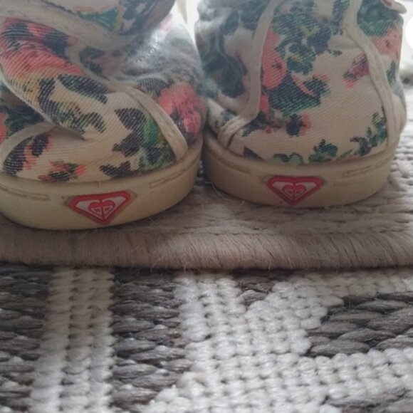 Rocket Dog II ROXI  VINTAGE Floral Canvas adorable sneakers size 8 m - EUC - Picture 6 of 7